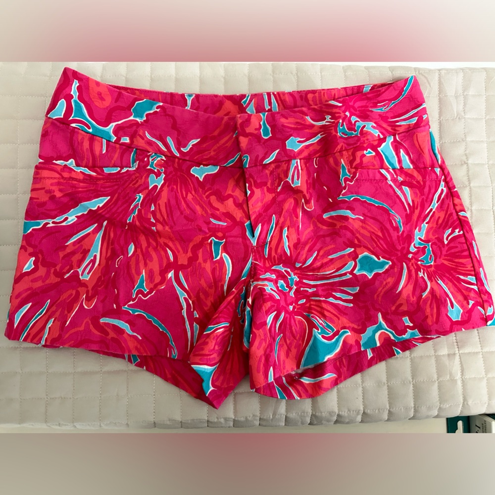 Lilly Pulitzer shorts perfect condition